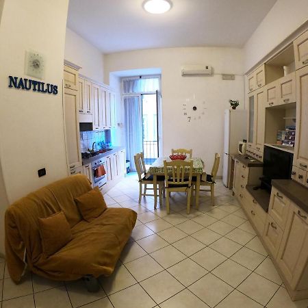 Nautilus Apartment Napoli Bagian luar foto