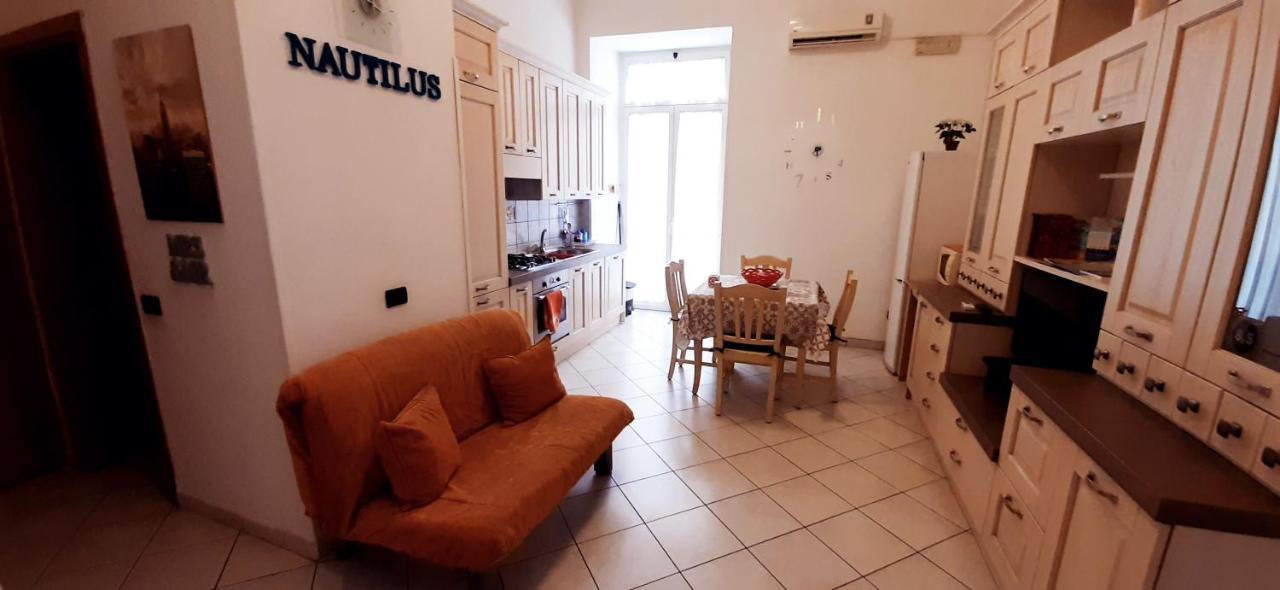 Nautilus Apartment Napoli Bagian luar foto