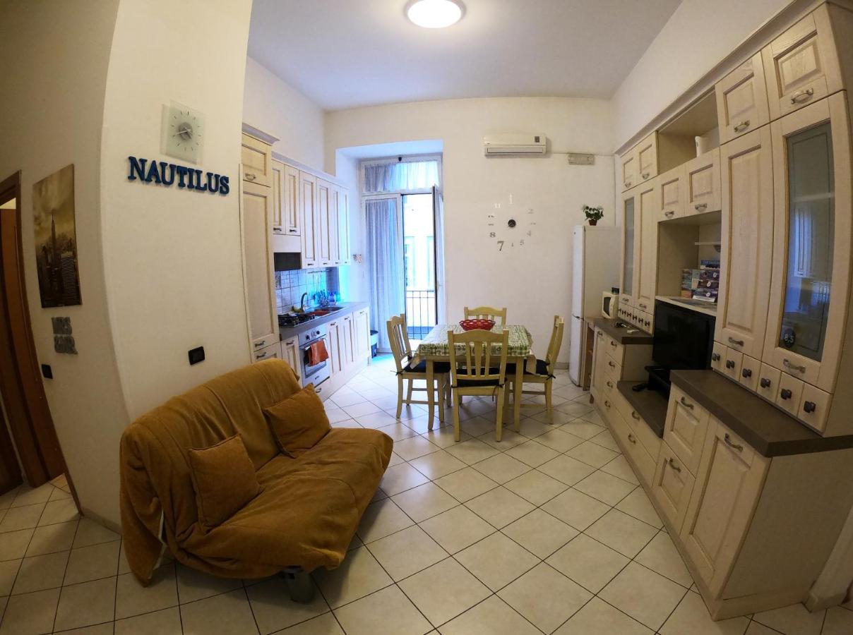 Nautilus Apartment Napoli Bagian luar foto